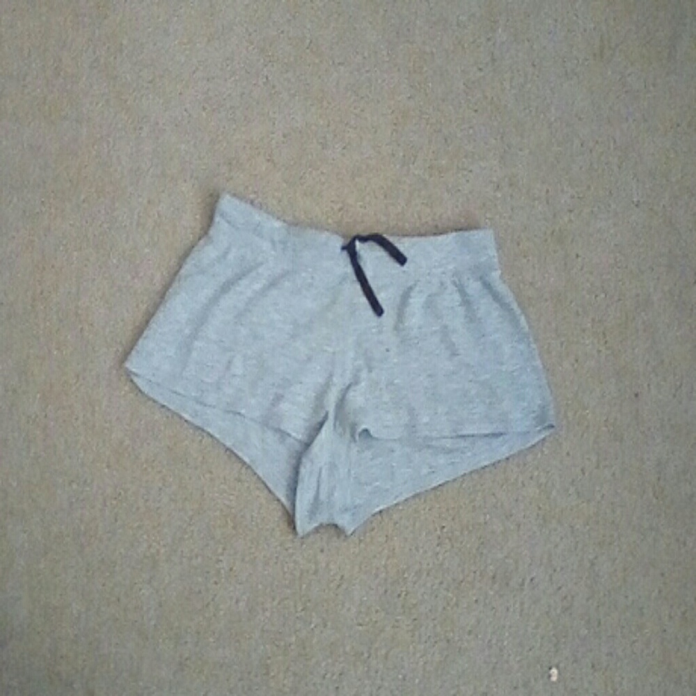Shorty shorts